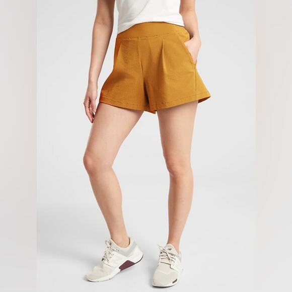 Athleta textured Brooklyn shorts Tuscan gold 4 - Picture 1 of 11